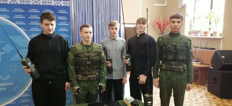 Встреча учащихся выпускных классов школ города с представителями ведущих военных учебных заведений Республики Беларусь.